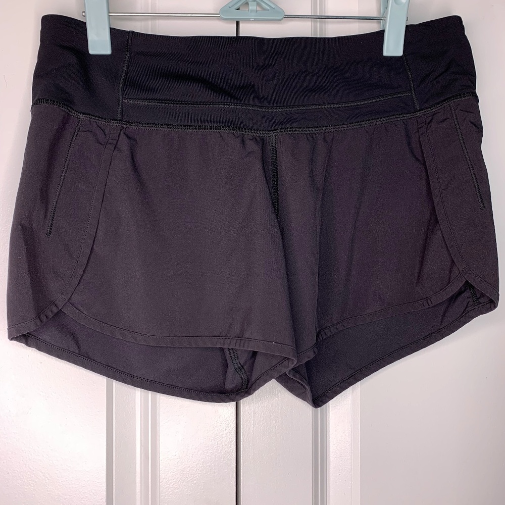 Size 6 Speed Up Mid-Rise Short 4"